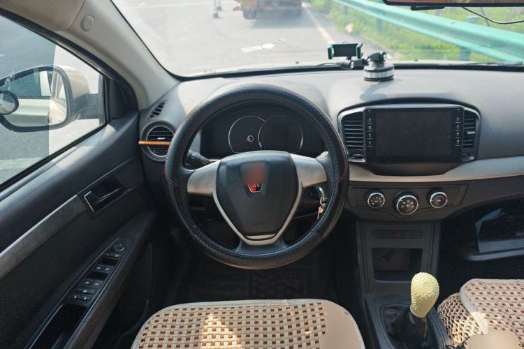 Used Roewe 350 2014 1.5L Manual Xunchi Edition Steering Wheel