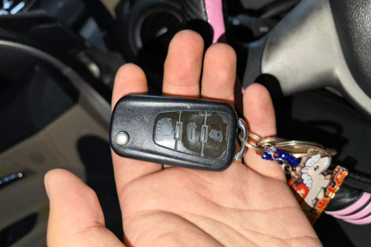 Used Roewe 350 2014 1.5L Automatic Xunda Edition Vehicle Key