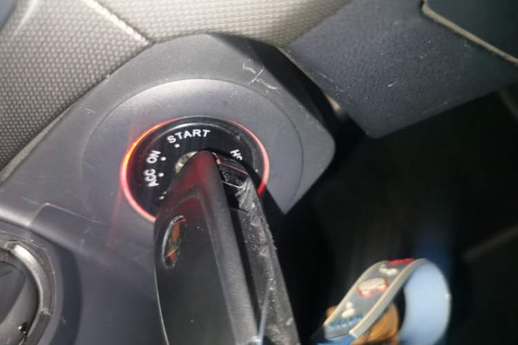 Used Roewe 350 2014 1.5L Automatic Xunyue Version Vehicle Key