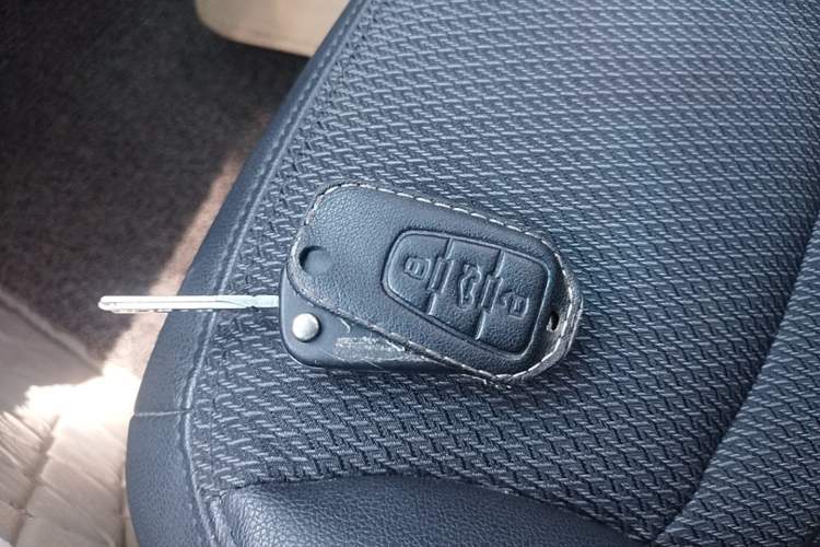 Used Roewe 350 2014 1.5L Manual Swift Edition Vehicle Key