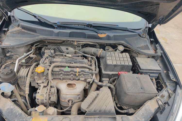 Used Roewe 350 2015 1.5L Manual Luxury Sunroof Edition Engine Bay