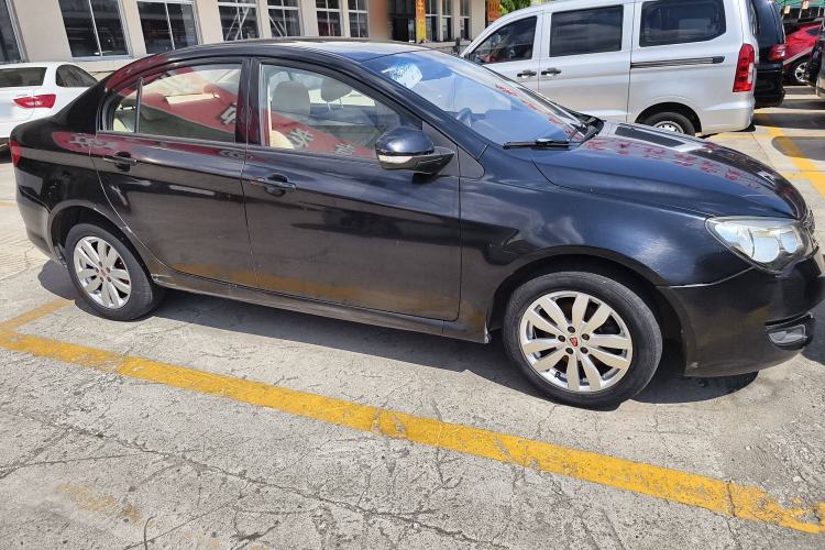 Used Roewe 350 2015 1.5L Automatic Luxury Sunroof Edition Exterior 2
