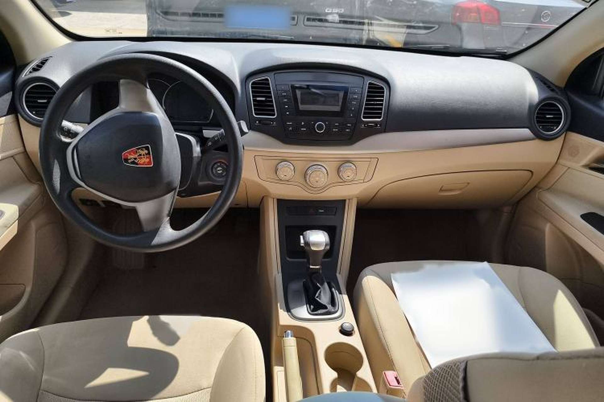 Used Roewe 350 2015 1.5L Automatic Luxury Sunroof Edition Interior 3
