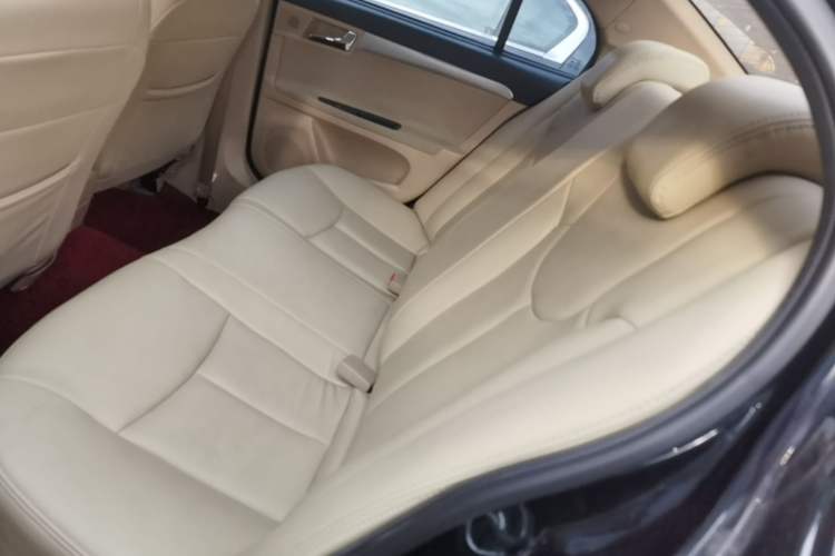 Used Roewe 350 2015 1.5L Manual Luxury Sunroof Edition Left Rear Seat