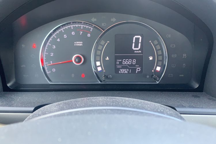 Used Roewe 350 2015 1.5L Automatic Luxury Sunroof Edition Odometer Close Up