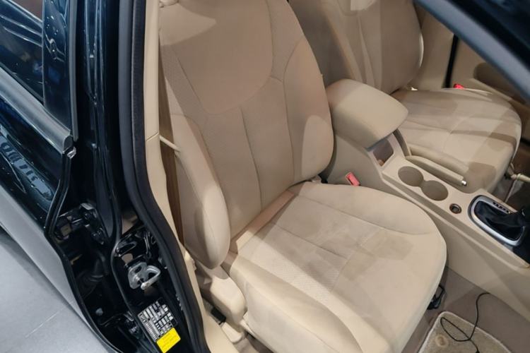 Used Roewe 350 2015 1.5L Automatic Luxury Sunroof Edition Right Front Seat