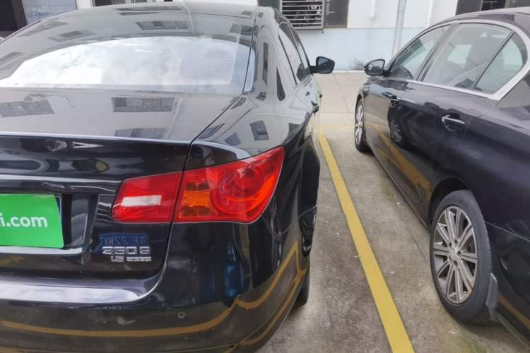 Used Roewe 350 2015 1.5L Manual Luxury Sunroof Edition Right Rear Taillight