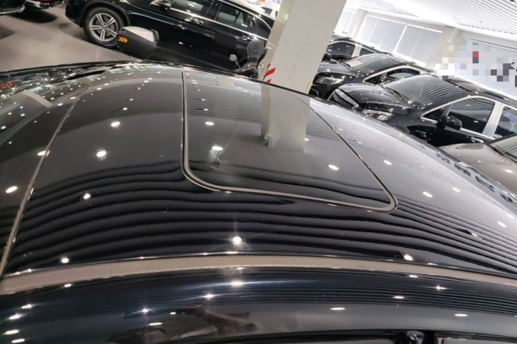 Used Roewe 350 2015 1.5L Automatic Luxury Sunroof Edition Roof