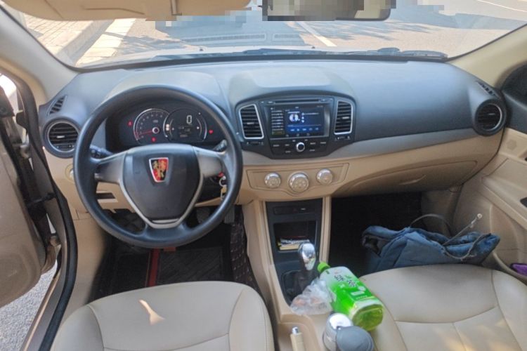 Used Roewe 350 2015 1.5L Manual Luxury Sunroof Edition Center Console