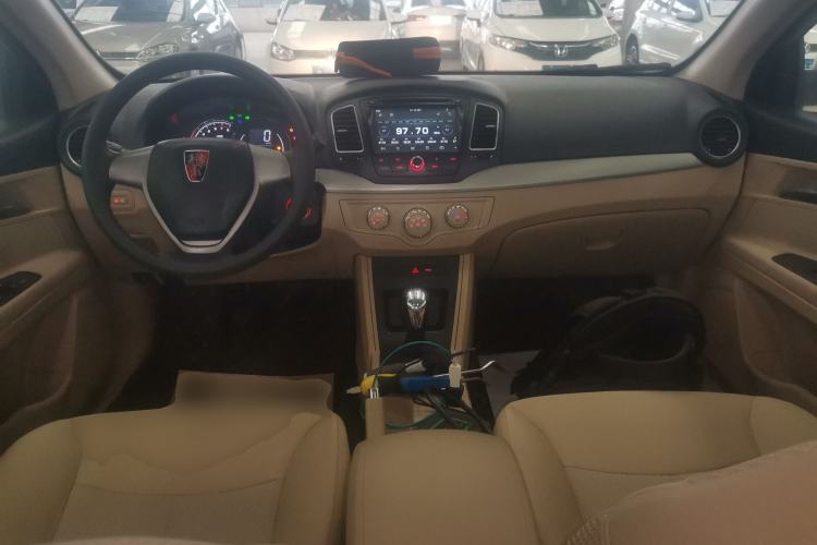 Used Roewe 350 2015 1.5L Manual Luxury Sunroof Edition Center Console
