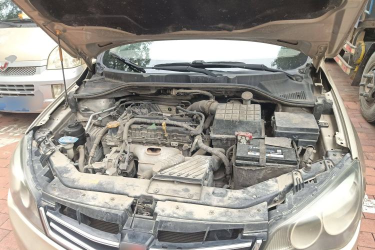 Used Roewe 350 2015 1.5L Manual Luxury Sunroof Edition Engine Bay