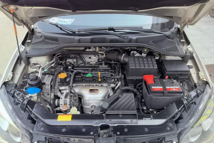 Used Roewe 350 2015 1.5L Automatic Luxury Sunroof Edition Engine Bay