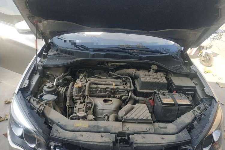 Used Roewe 350 2015 1.5L Automatic Luxury Sunroof Edition Engine Bay