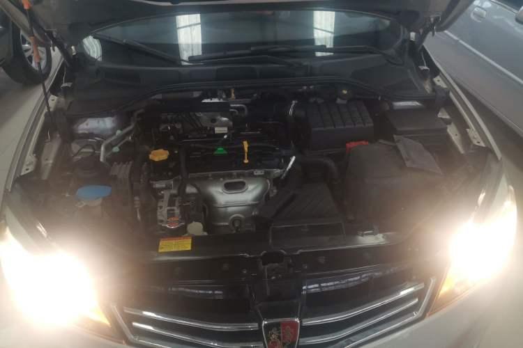 Used Roewe 350 2015 1.5L Manual Luxury Sunroof Edition Engine Bay