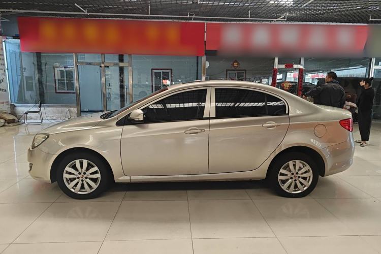 Used Roewe 350 2015 1.5L Manual Luxury Sunroof Edition Exterior 5