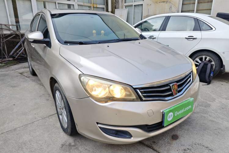 Used Roewe 350 2015 1.5L Manual Luxury Sunroof Edition Front Right 45 Deg