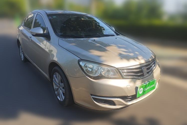 Used Roewe 350 2015 1.5L Manual Luxury Sunroof Edition Front Right 45 Deg