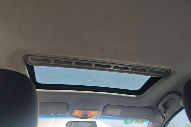 Used Roewe 350 2015 1.5L Manual Luxury Sunroof Edition Headliner