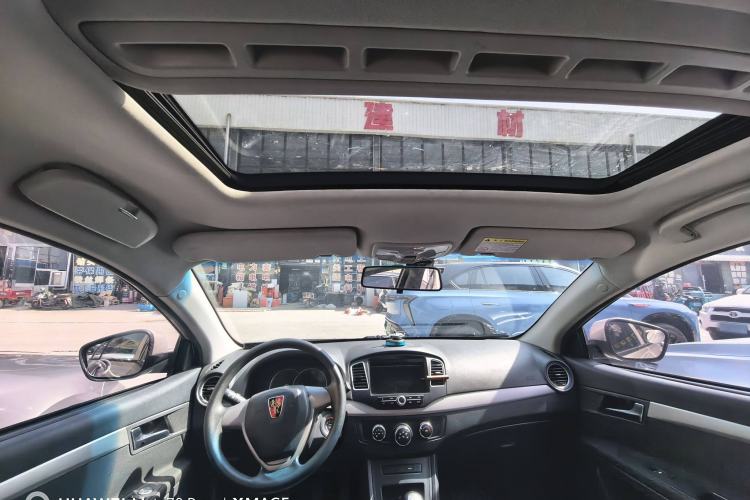 Used Roewe 350 2015 1.5L Manual Luxury Sunroof Edition Interior 7
