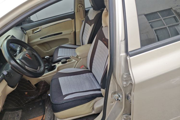Used Roewe 350 2015 1.5L Manual Luxury Sunroof Edition Left Front Seat
