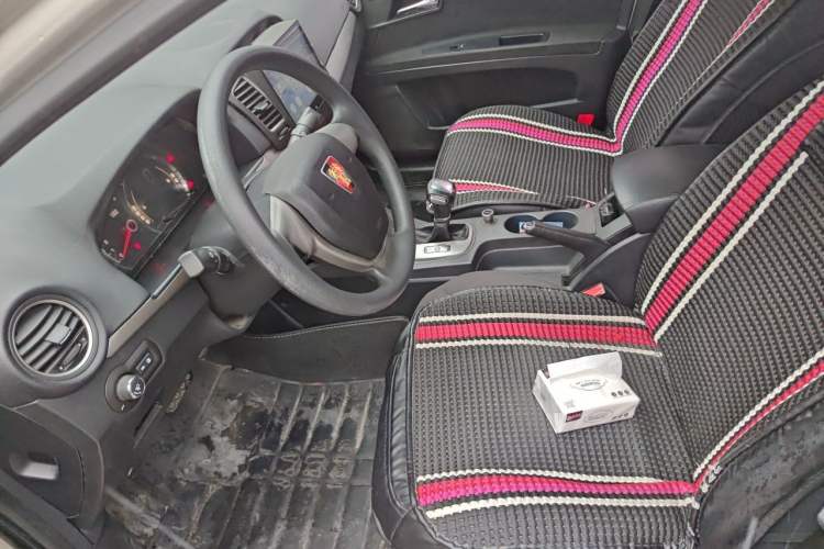 Used Roewe 350 2015 1.5L Automatic Luxury Sunroof Edition Left Front Seat