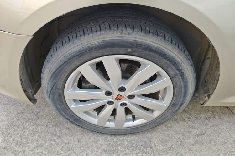Used Roewe 350 2015 1.5L Manual Luxury Sunroof Edition Left Front Wheel Hub