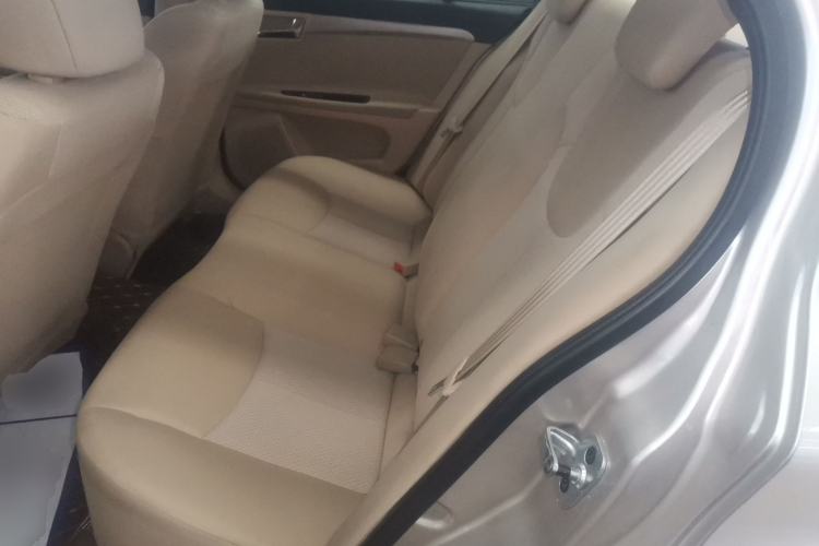 Used Roewe 350 2015 1.5L Manual Luxury Sunroof Edition Left Rear Seat