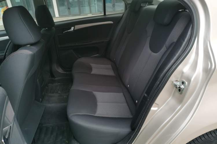 Used Roewe 350 2015 1.5L Automatic Luxury Sunroof Edition Left Rear Seat