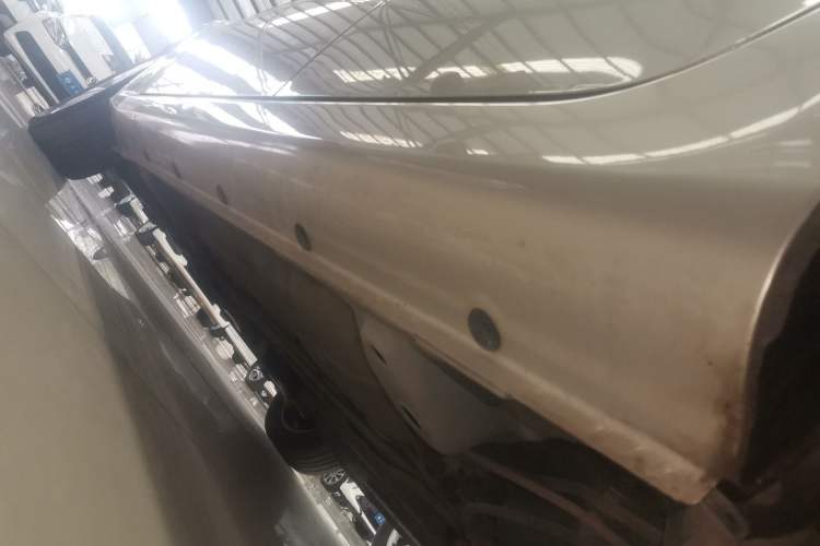 Used Roewe 350 2015 1.5L Manual Luxury Sunroof Edition Left Side Sill