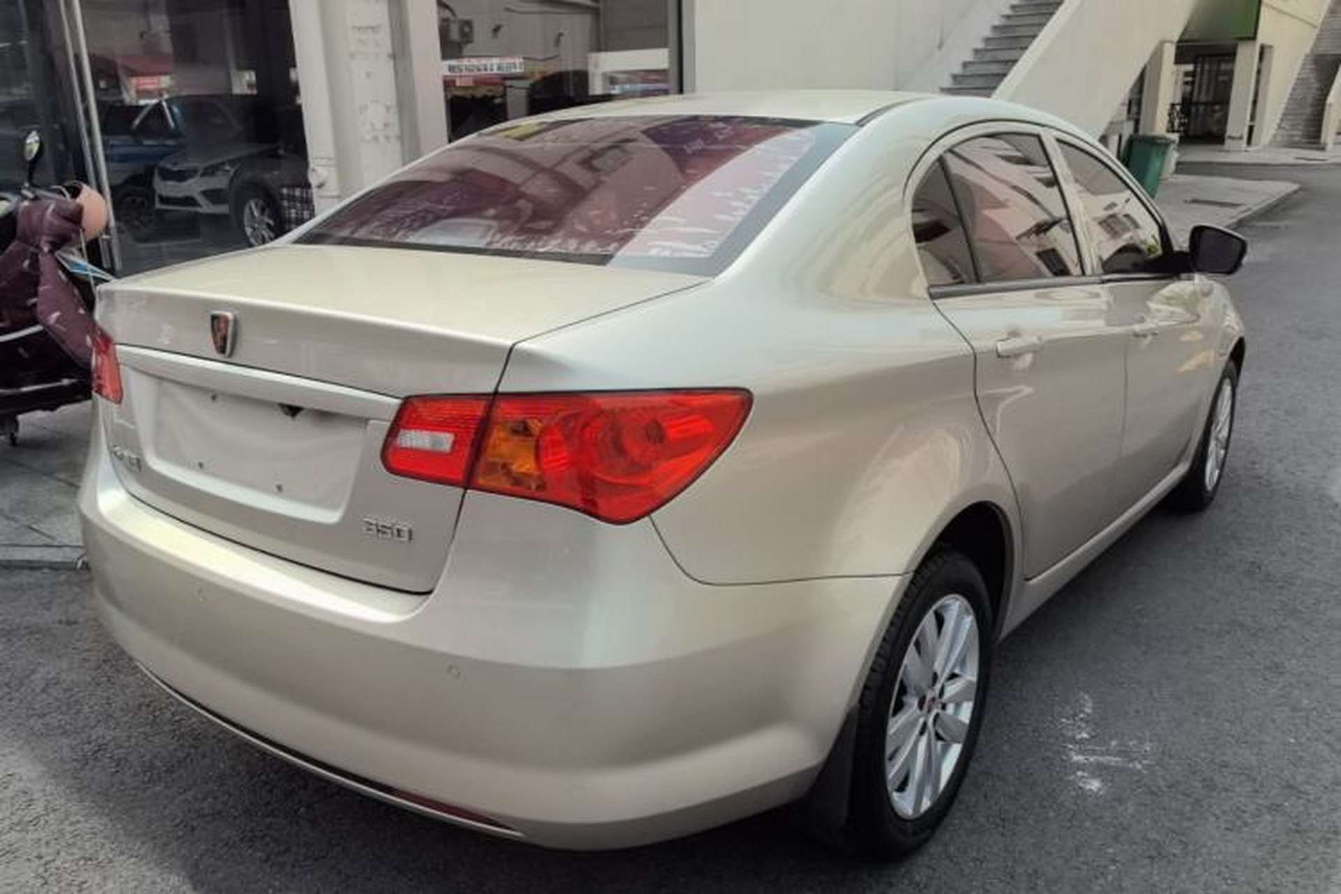 Used Roewe 350 2015 1.5L Automatic Luxury Sunroof Edition Rear Right 45 Deg
