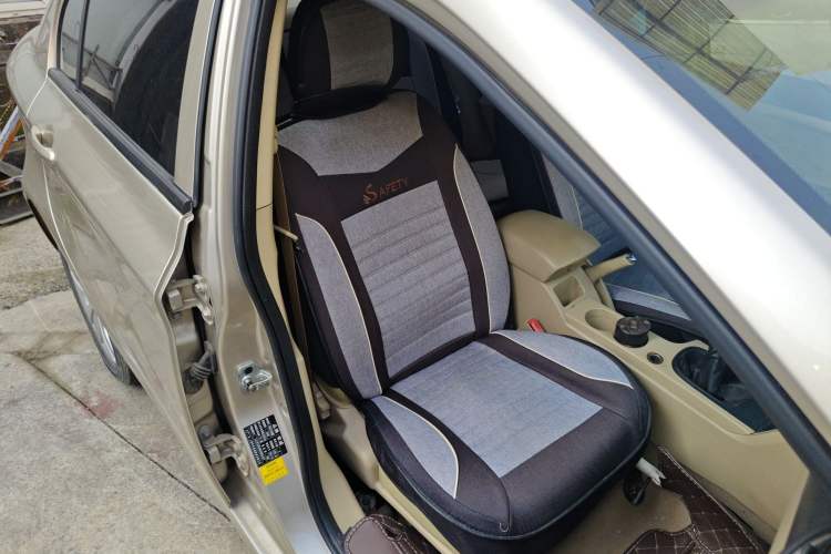 Used Roewe 350 2015 1.5L Manual Luxury Sunroof Edition Right Front Seat