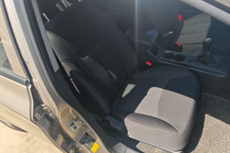Used Roewe 350 2015 1.5L Manual Luxury Sunroof Edition Right Front Seat