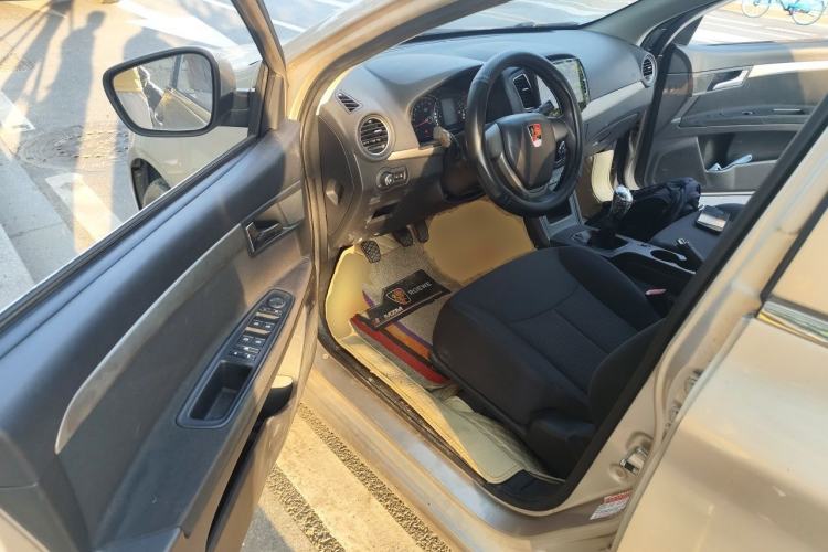Used Roewe 350 2015 1.5L Manual Luxury Sunroof Edition Driver Seat
