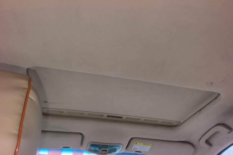 Used Roewe 350 2015 1.5L Automatic Luxury Sunroof Edition Headliner