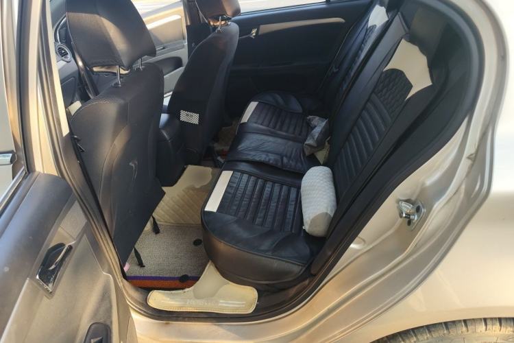 Used Roewe 350 2015 1.5L Manual Luxury Sunroof Edition Left Rear Seat