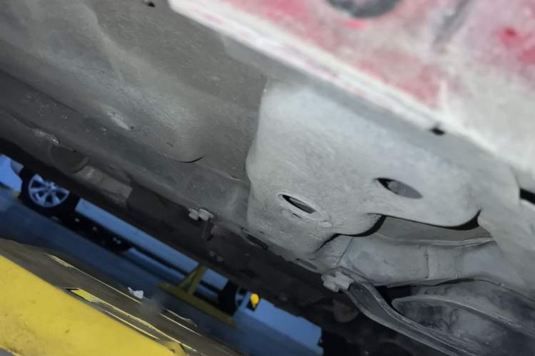 Used Roewe 350 2015 1.5L Automatic Luxury Sunroof Edition Chassis Front Right