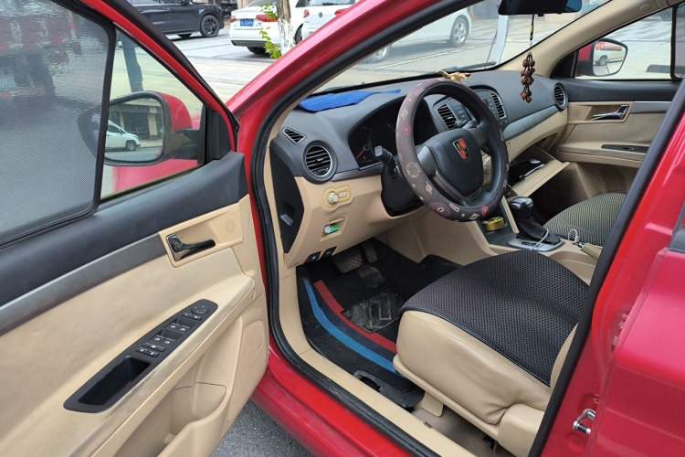 Used Roewe 350 2015 1.5L Automatic Luxury Sunroof Edition Driver Seat