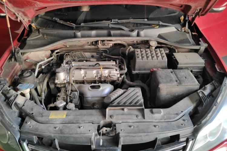 Used Roewe 350 2015 1.5L Automatic Luxury Sunroof Edition Engine Bay