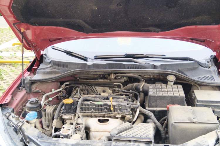 Used Roewe 350 2015 1.5L Manual Luxury Sunroof Edition Engine Bay