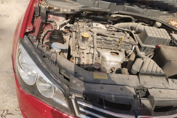 Used Roewe 350 2015 1.5L Automatic Luxury Sunroof Edition Engine Bay Right
