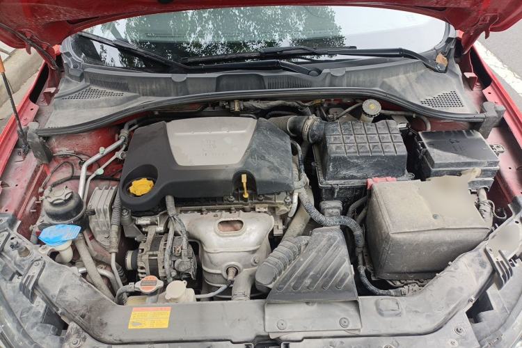 Used Roewe 350 2015 1.5L Automatic Luxury Edition Engine Bay
