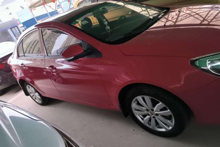 Used Roewe 350 2015 1.5L Manual Luxury Sunroof Edition Exterior 2
