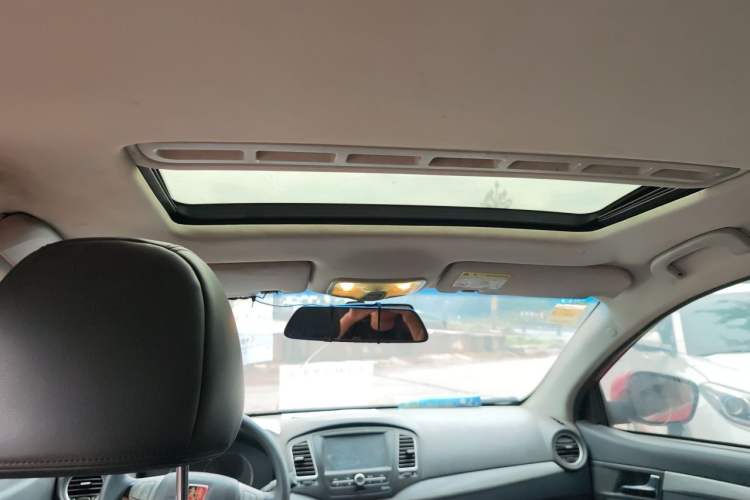 Used Roewe 350 2015 1.5L Manual Luxury Edition Headliner