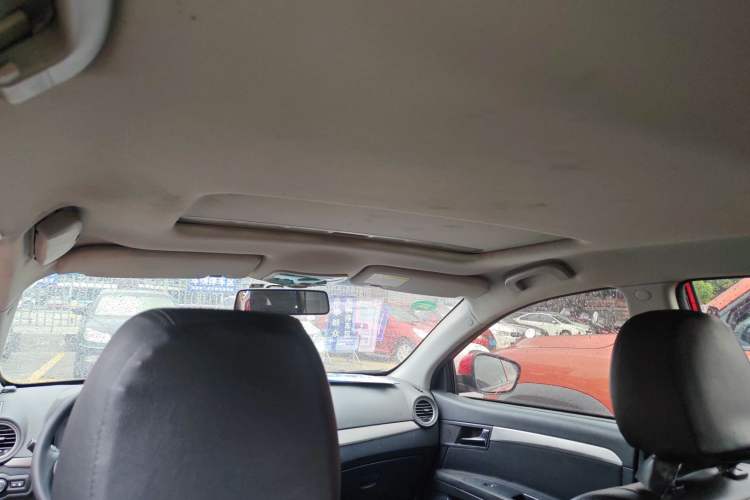 Used Roewe 350 2015 1.5L Automatic Luxury Sunroof Edition Headliner