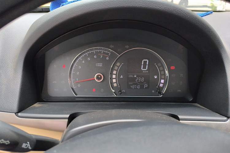 Used Roewe 350 2015 1.5L Automatic Luxury Sunroof Edition Instrument Cluster