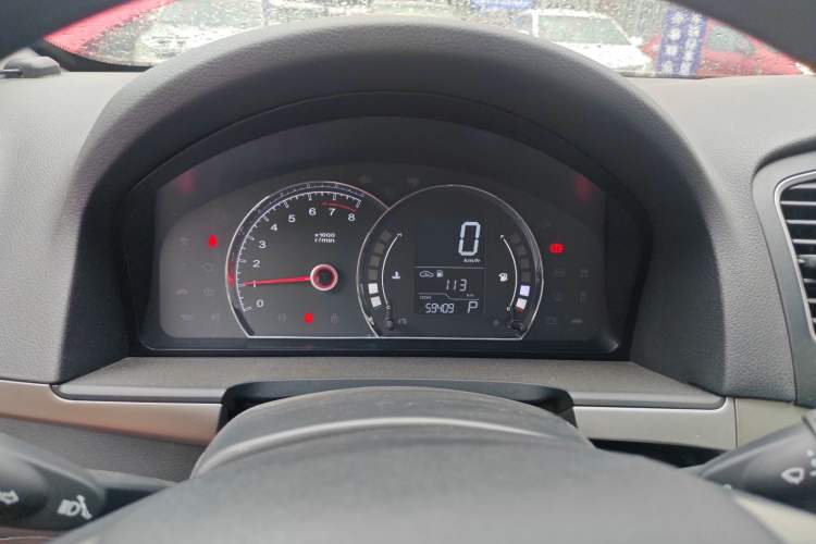 Used Roewe 350 2015 1.5L Automatic Luxury Sunroof Edition Instrument Cluster