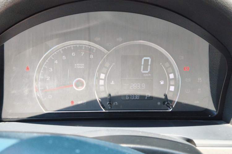 Used Roewe 350 2015 1.5L Automatic Luxury Sunroof Edition Instrument Cluster