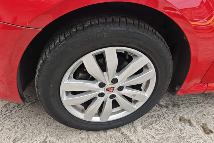 Used Roewe 350 2015 1.5L Automatic Luxury Sunroof Edition Left Front Wheel Hub