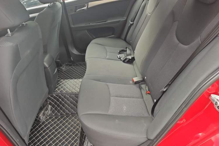 Used Roewe 350 2015 1.5L Automatic Luxury Sunroof Edition Left Rear Seat