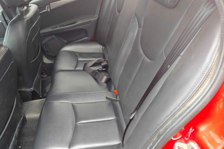 Used Roewe 350 2015 1.5L Automatic Luxury Sunroof Edition Left Rear Seat